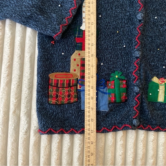 Erika Blue Knit with Red Trim Ugly Christmas Sweater Vintage Cat - Picture 4 of 8